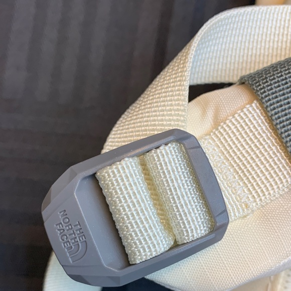 The North Face Off-White (tan) Backpack with Bungee System - Picture 7 of 8